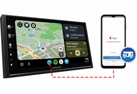 Bilstereo med pekskärm, kartvisning och appintegration för CarPlay och Android Auto.