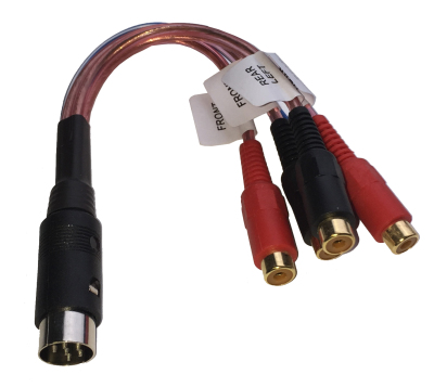 Adapter med XLR-kontakt och RCA-kontakter för ljudanslutningar.