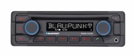 En tålig bilstereo med Bluetooth och digital display.